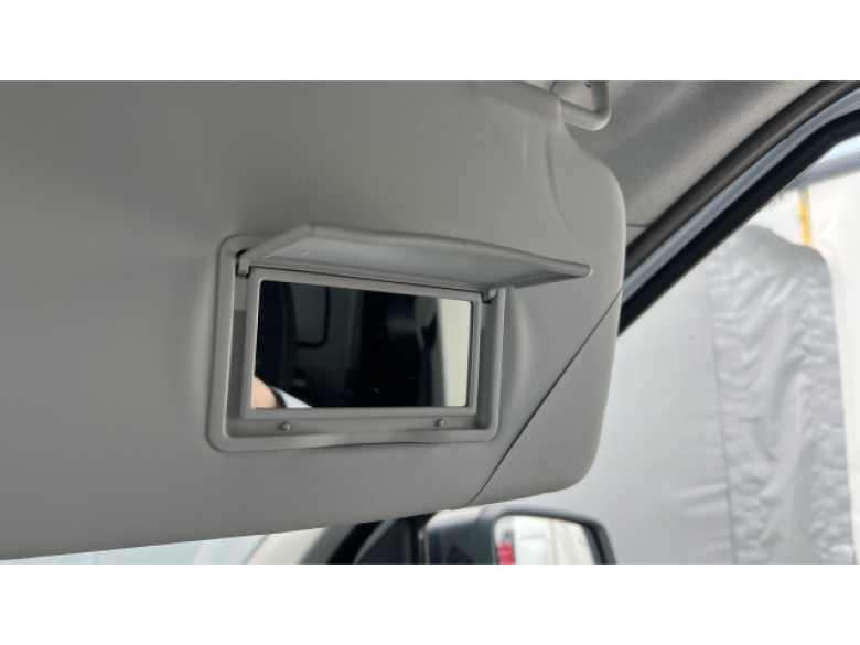 Ford Transit Courier E-Transit Courier 100kW 43kWh Trend Van Auto